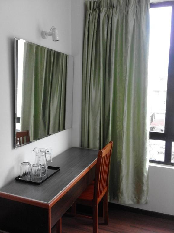 101 Hotel Miri Habitación foto